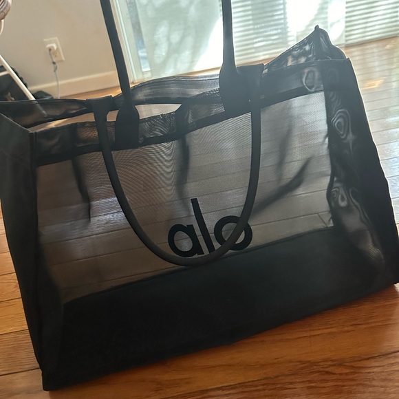 Alo Yoga- Sheer Tote Bag - black - Picture 3 of 5